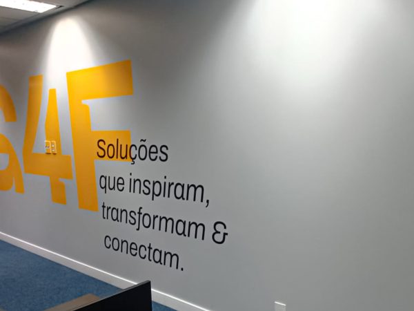 lasersign-sinalizacao-e-projetos-empresa-brasilia-adesivos-e-lonas-1920x1080-g4-f