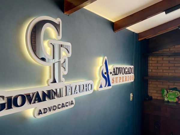 lasersign-sinalizacao-e-projetos-empresa-letreiros-em-acrilico-e-pvc-brasilia-1920x1080-giovanni-fialho-advoc